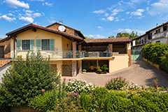 Village House for sale in the Monferrato region of Piemonte - Wonderful Village property situated in the heart of the stunning Monferrato region